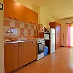 Mari 塞利讷