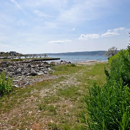 Mari - 30m From The Sea Apartment