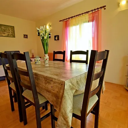 Mari - 30m From The Sea Apartment Seline